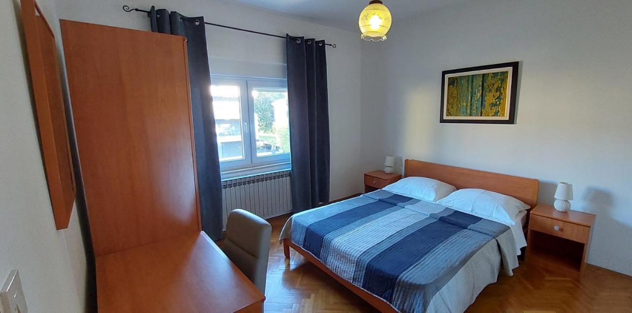 Villa Salvia Rooms And Apartments Ровин Екстериор снимка