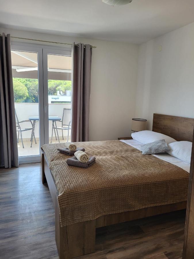 Villa Salvia Rooms And Apartments Ровин Екстериор снимка