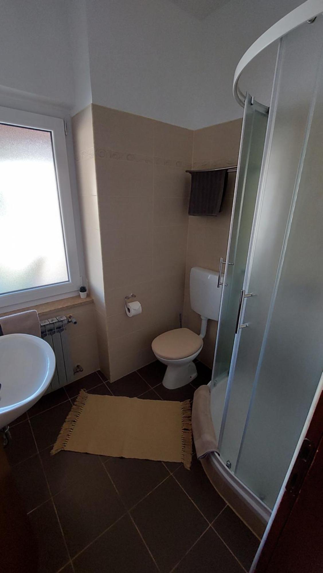 Villa Salvia Rooms And Apartments Ровин Екстериор снимка